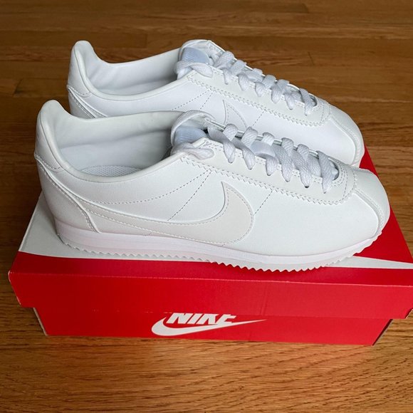 nike classic cortez leather women's shoe